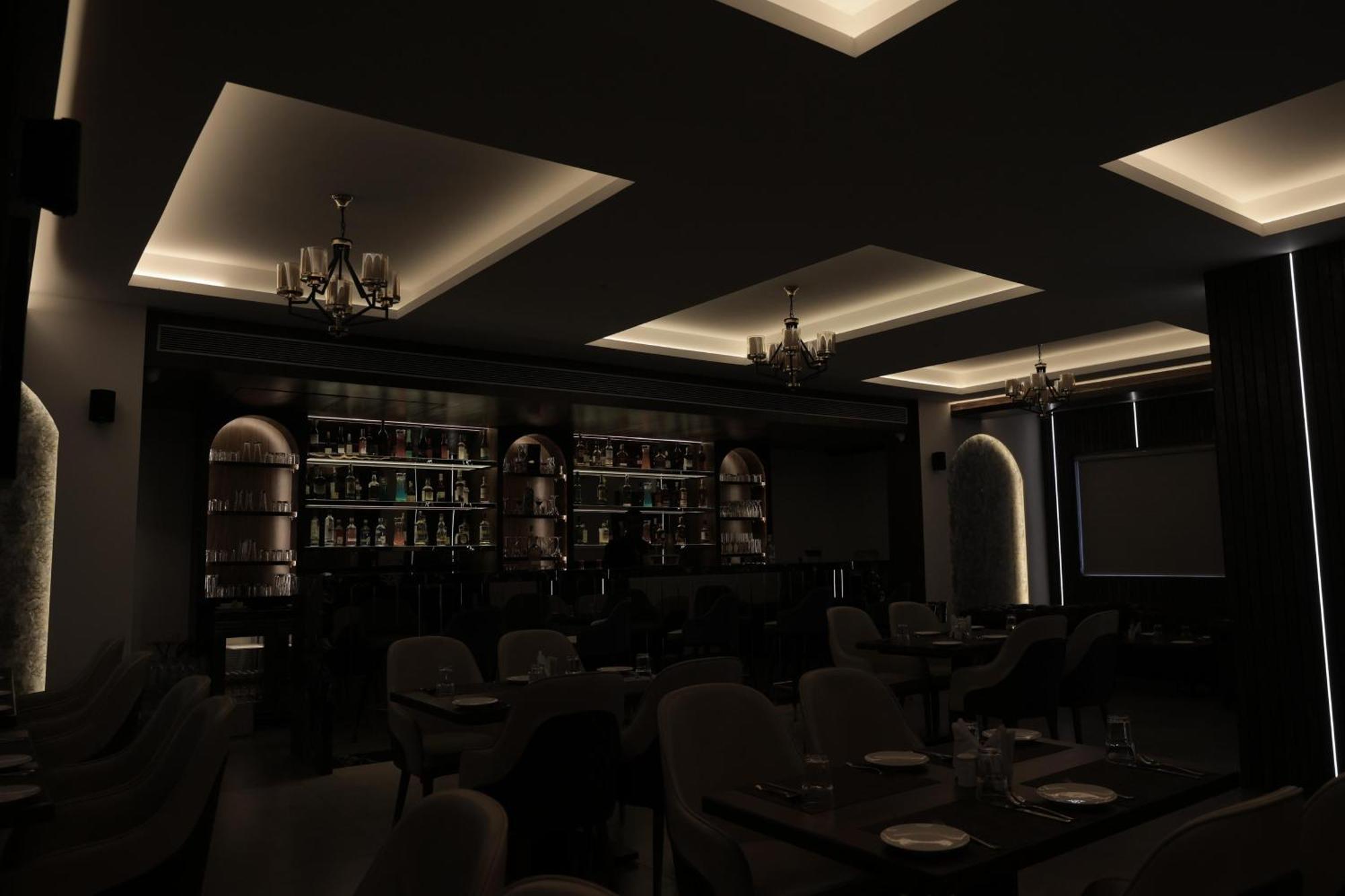 Hotel Carnival Parbhani Екстериор снимка